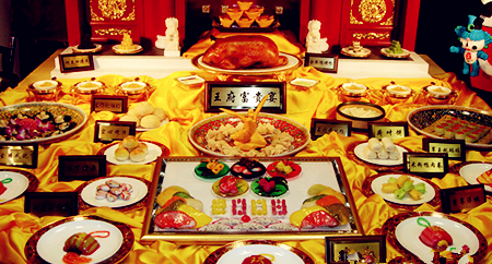 全聚德：白富美突轉(zhuǎn)屌絲行不通，降低客單價對不住股東！