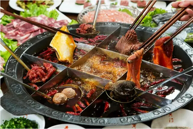 黃門老灶火鍋艾潔：我不是生意人，只是一個(gè)地道的吃貨|餐飲界