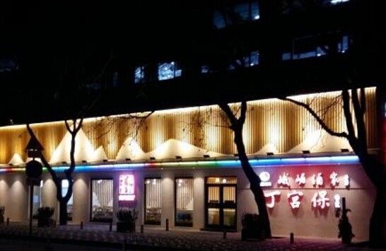 餐飲老字號(hào)推”副牌“能否敵得過快時(shí)尚？