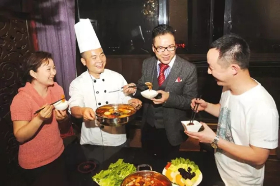 “用工荒”時(shí)期，這家企業(yè)為何不缺人？|餐飲界