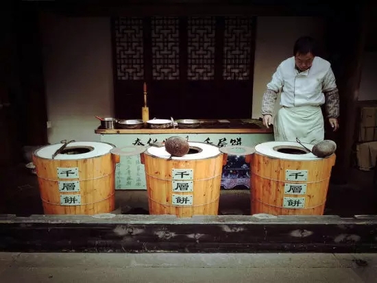 對餐飲一竅不通的他竟把餐館做出了名氣！|餐飲界
