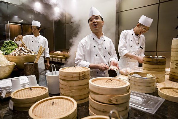“名廚亮灶”是否能讓餐飲外賣(mài)出現(xiàn)新轉(zhuǎn)機(jī)？