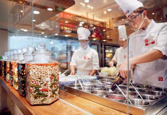 你的客人為什么會(huì)對(duì)明檔廚房買(mǎi)賬？|餐飲界