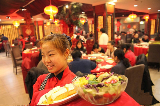 吃飯消費(fèi)102元，要求免零被拒絕，結(jié)果……|餐飲界