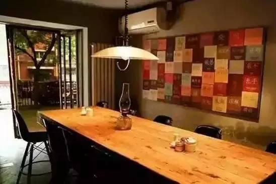 這家30平米小店排隊(duì)比海底撈還壯觀，只因做到了這四點(diǎn)……|餐飲界