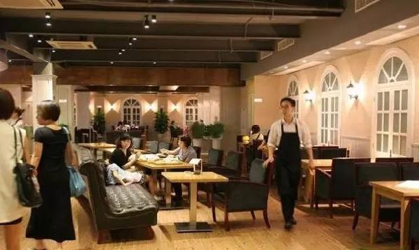 這家“潮”餐廳做到整個城市為之“瘋狂”，背后的秘密竟是這樣！|餐飲界