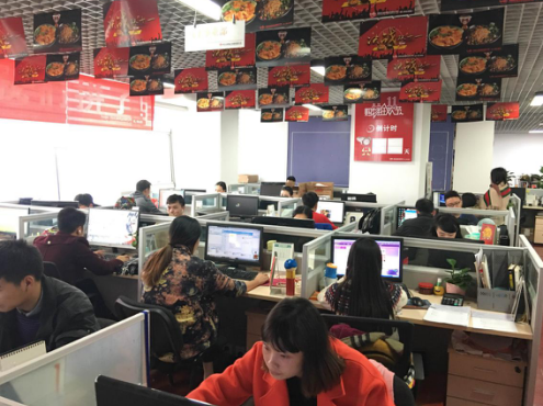 一舉邁入億元級(jí)電商俱樂部，白家食品憑什么？|餐飲界