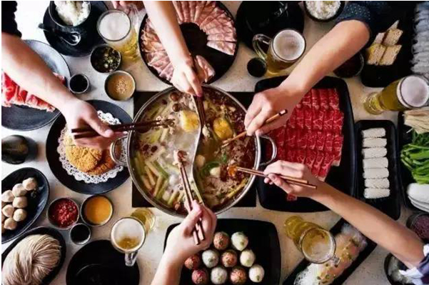 一年四季排隊不斷，這些火鍋店為何如此火爆？