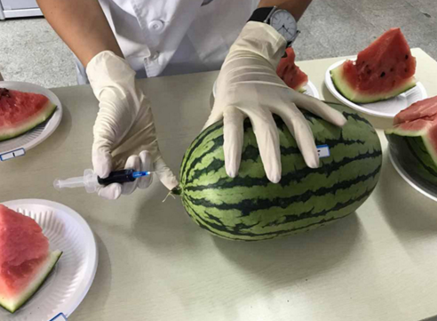 “西瓜打針”“螃蟹打針”，這些食品謠言不足信！
