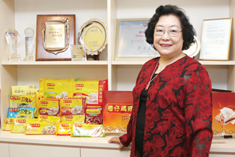 被老公拋棄后，她靠一個單品從0做到億萬富翁