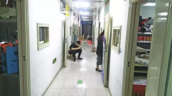 感謝外賣，讓我從失敗的餐飲老板變成月入30萬(wàn)的“包租公”