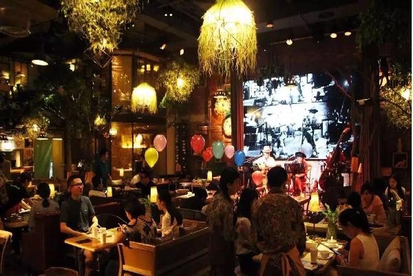 想做到1000+門店，休閑正餐會是突破口嗎？|餐飲界