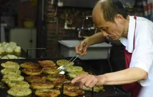 不讓“米其林”小店曇花一現(xiàn)！上海推進小餐飲“標準化管理”
