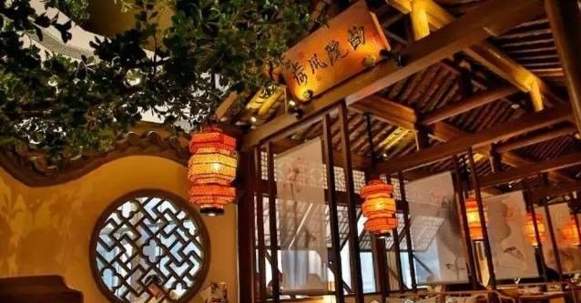 開一家火一家，杭幫菜“現(xiàn)象級”排隊背后的商業(yè)邏輯是啥？