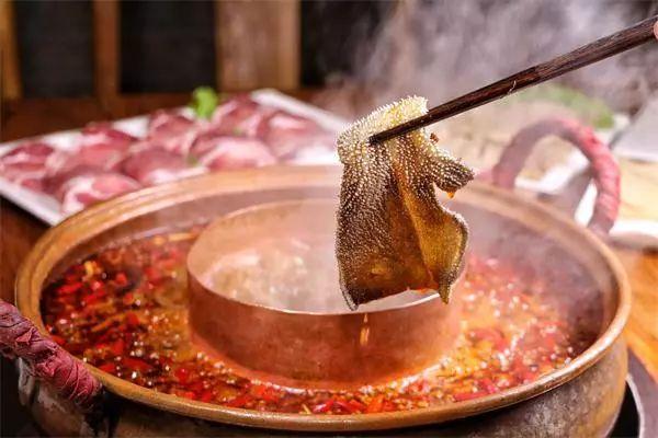 為什么進(jìn)了人潮涌動的單品一條街，我的店還是死掉了？|餐飲界