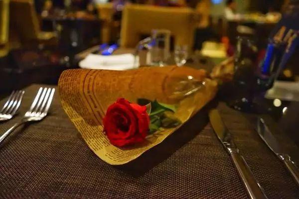 6個餐廳營銷怪招，讓顧客心甘情愿多掏錢！|餐飲界