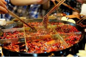 全國餐飲人都跑去學(xué)產(chǎn)品，可為什么成都鮮有餐飲大品牌？|餐飲界