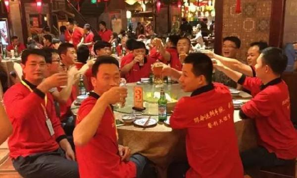 年底，又到了檢驗(yàn)餐飲員工忠誠度的時(shí)節(jié)......|餐飲界