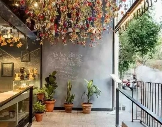為什么燈光亮的餐廳反而生意不好？餐廳照明的門(mén)道你懂多少？