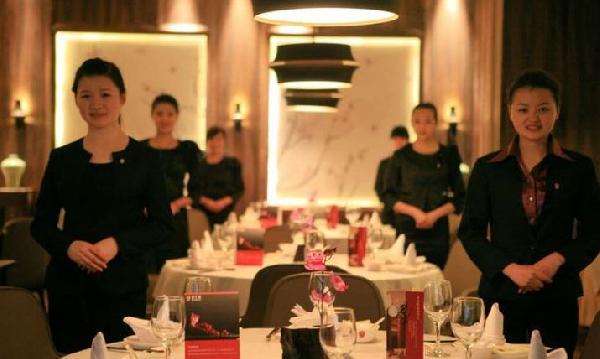 員工就活該吃回鍋油？俏江南不倒閉誰倒閉？|餐飲界