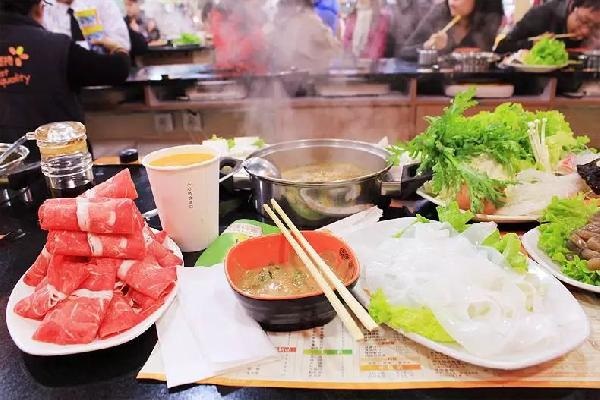 ?呷哺呷哺“食品CEO”涉嫌嚴(yán)重違紀(jì)，被勸退！