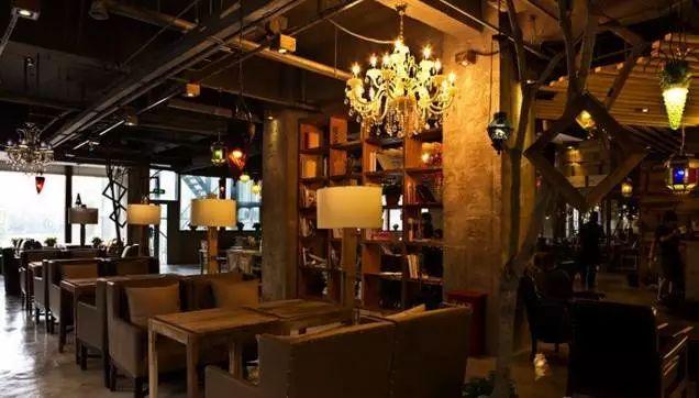 上島咖啡大敗局：從3千多家門店到一無所有，咖啡加盟坑了多少人？