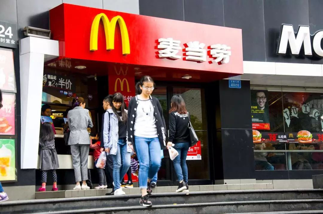 麥當(dāng)勞因多說一句話，營業(yè)額提升幾個(gè)億，干餐飲少了“套路”可不行！|干貨