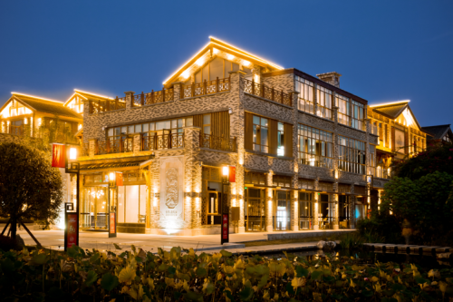 金鰭的秘密（上）：憑什么這家自助餐廳開業(yè)僅半月就能在遂寧排名第一？|餐飲界