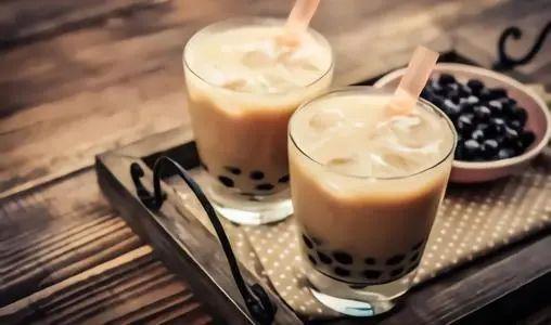 奈雪的茶、喜茶、珍蜜堂全面進擊，疫情后的茶飲市場將誰主沉浮?|餐飲界