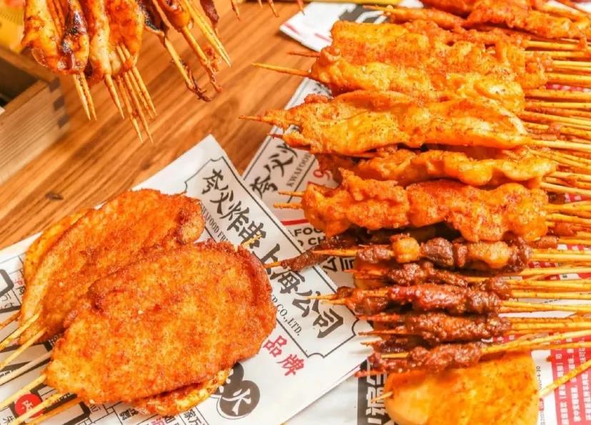 串串風口正勁！年賺一億的老板們背后竟是它|餐飲界