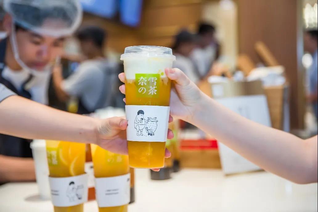 閉店的茶顏，焦慮的新茶飲