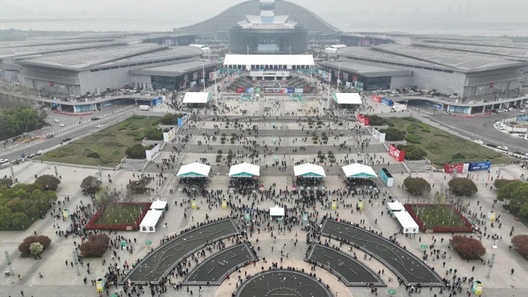 全新升級、助力贏戰(zhàn)2024，這場食材大展3月與您相約在春暖花開的武漢！