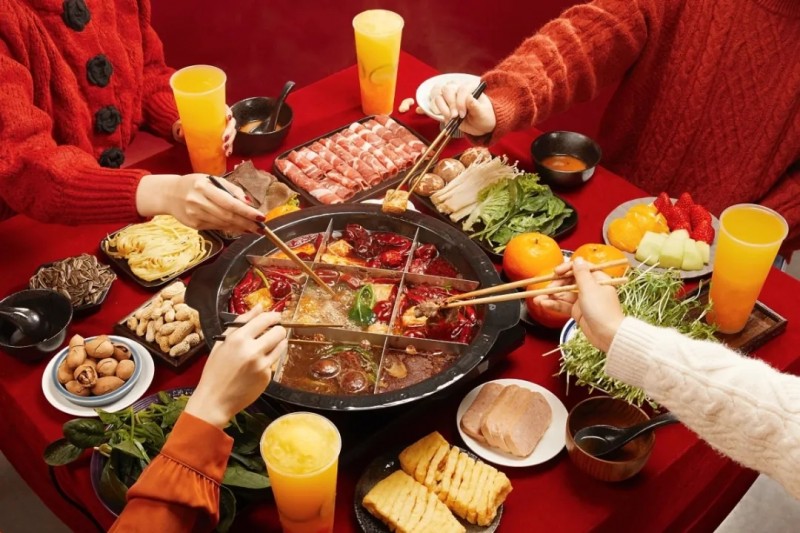 火鍋賽道行動(dòng)指南來(lái)了！《2024年火鍋行業(yè)消費(fèi)趨勢(shì)報(bào)告》重磅發(fā)布