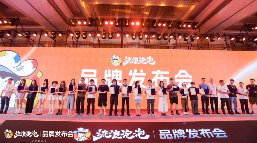 加盟商開走保時捷，消費者參與品質(zhì)共建！